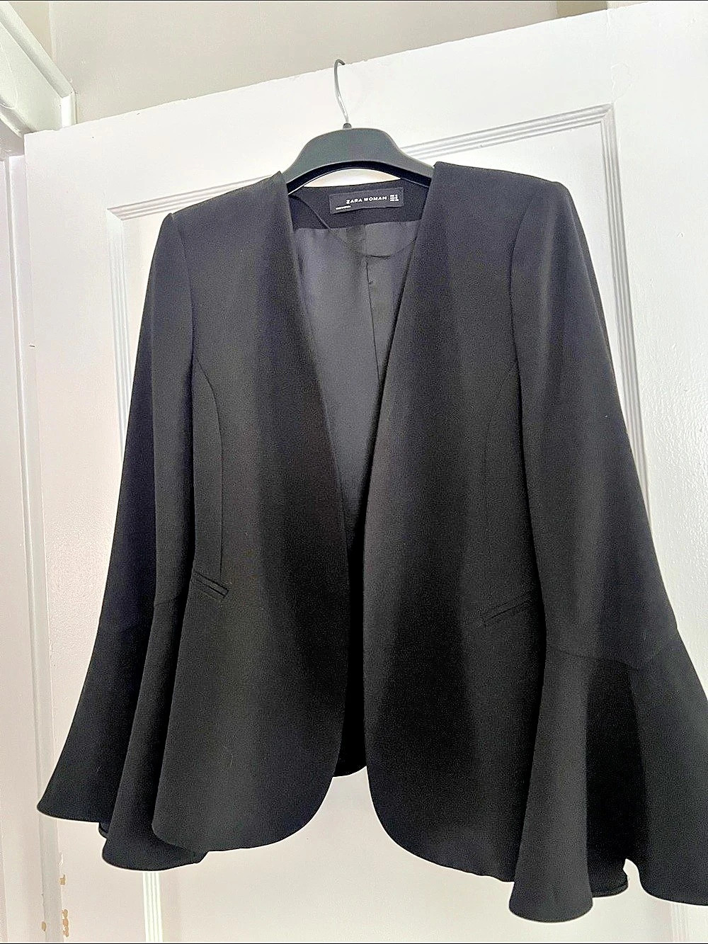 Zara Black Flare Sleeve Blazer Size Small Like New